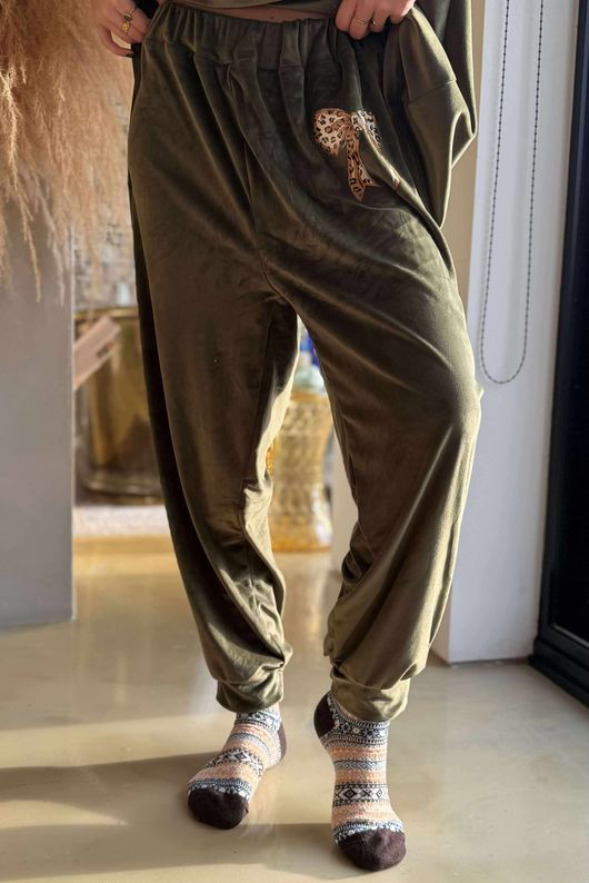 Binky Bow Soft Stretch Velour Lounge Suit Olive /50=